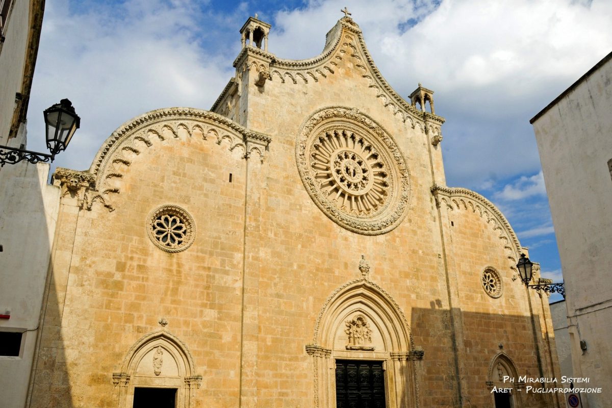 Ostuni-Cattedrale_ph-Mirabilia-Sistemi-min-min